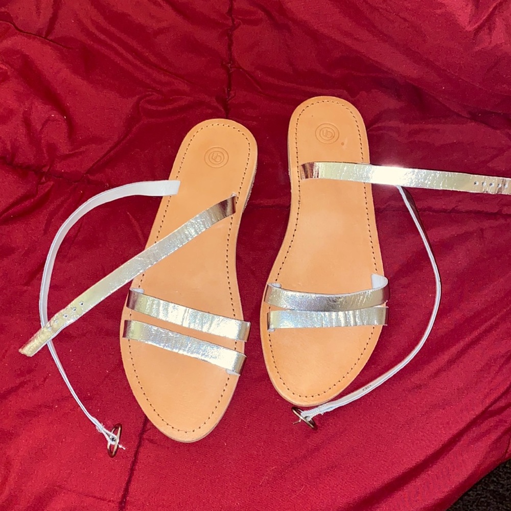 ☀️2/$15 SALE☀️ NWOT Urban Outfitters Sandals